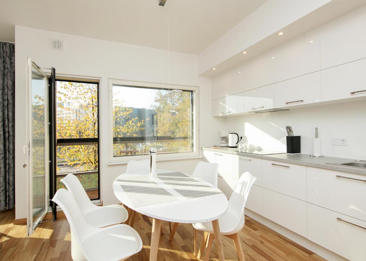 Cozy Lootsi Residence With Sauna And Balcony - Tallinn City Centre Luaran gambar